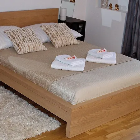 White House Wrzeszcz Apartmán *