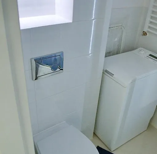 White House Wrzeszcz Daire